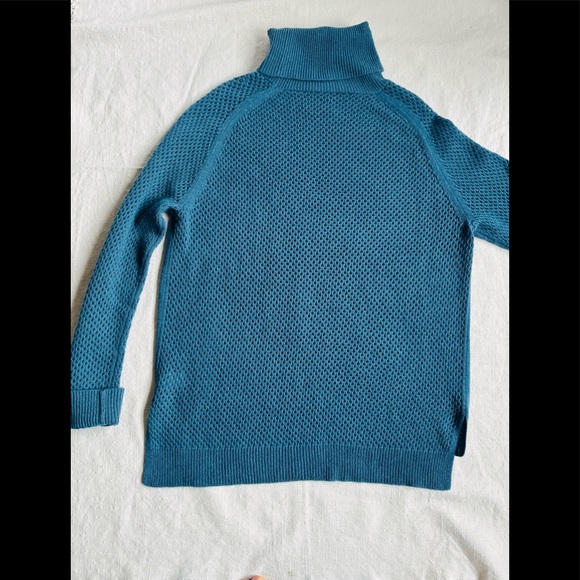 Theory 100% wool sweater - Picture 6 of 16